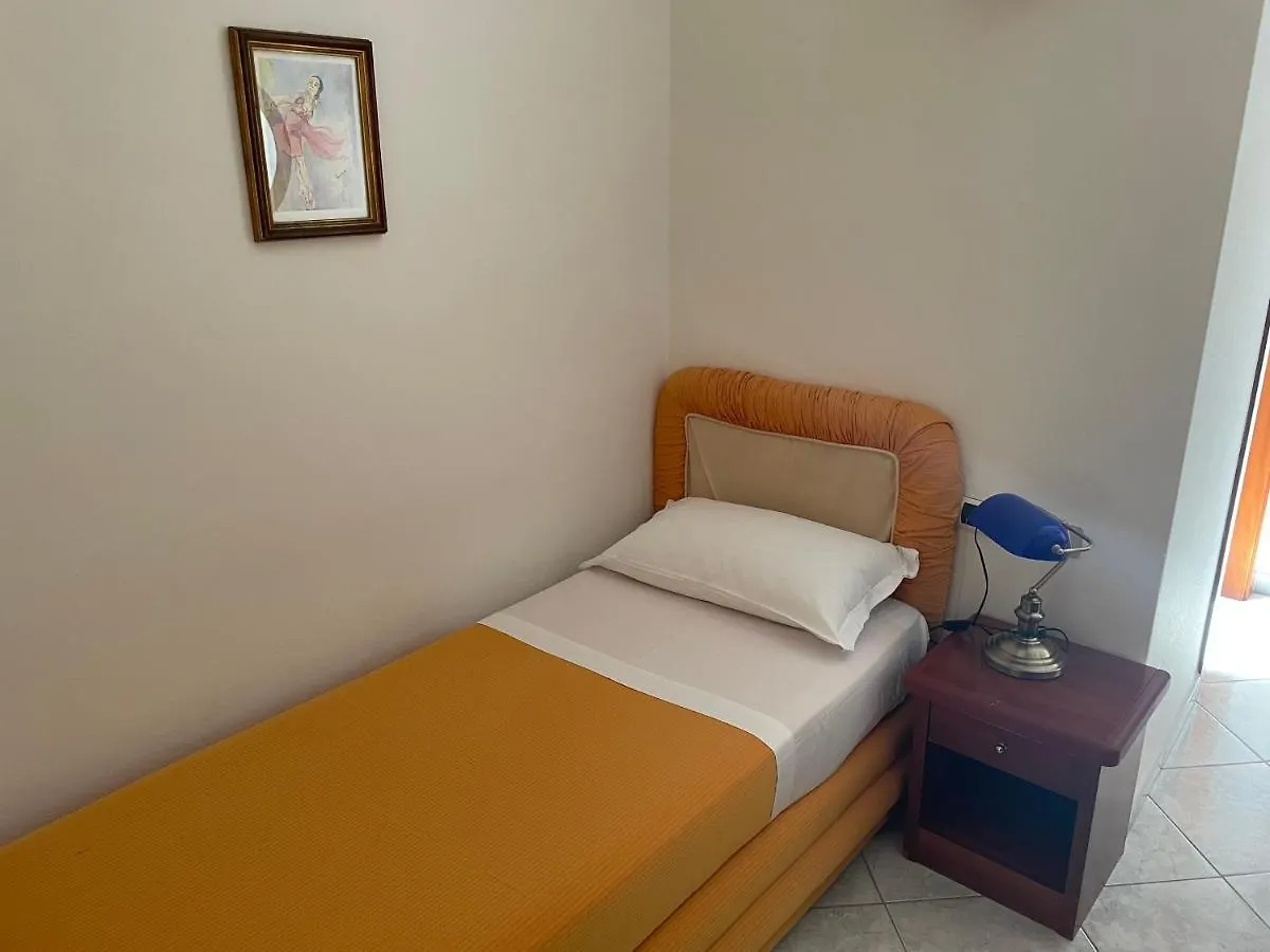 Il Cinghialetto Otel Fonni